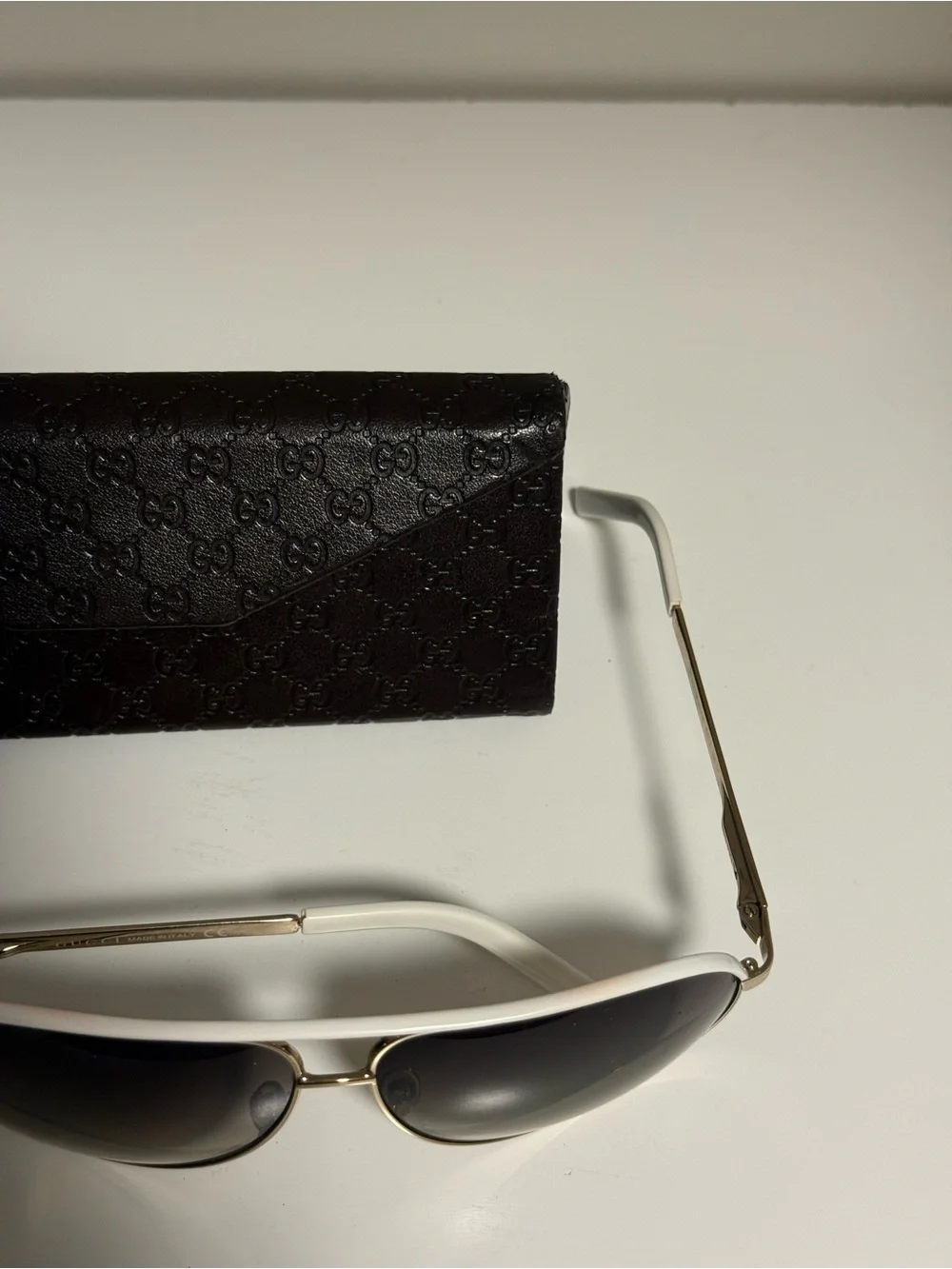 Gucci good white
